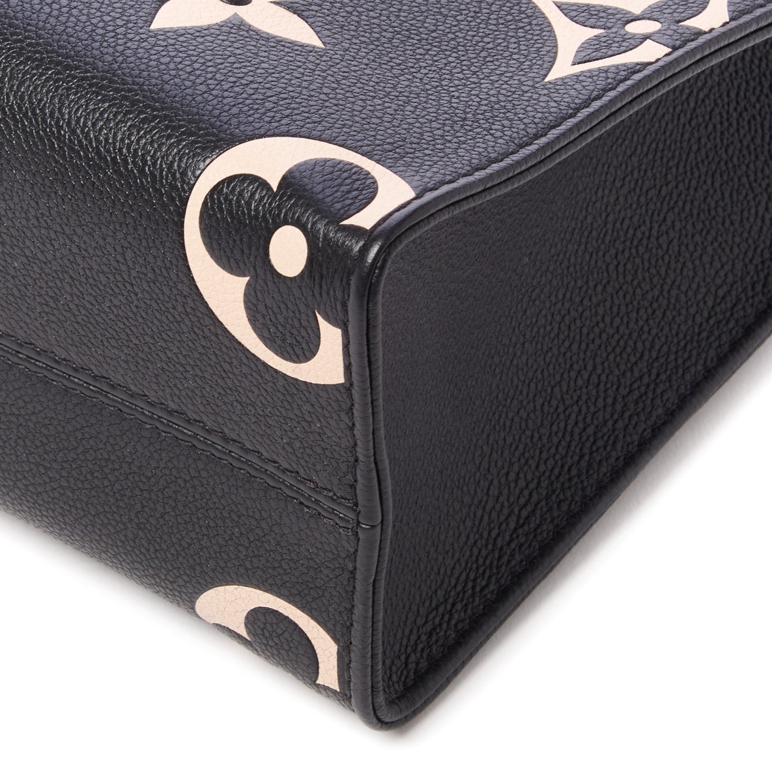 Louis Vuitton Empreinte Monogram Giant Onthego PM Black Beige 5 of 8