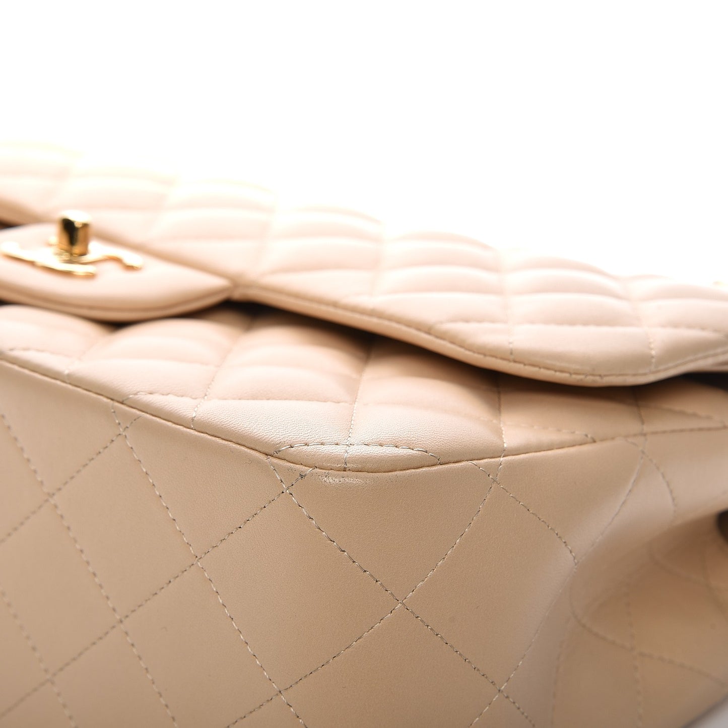 Lambskin Quilted Jumbo Double Flap Beige Clair