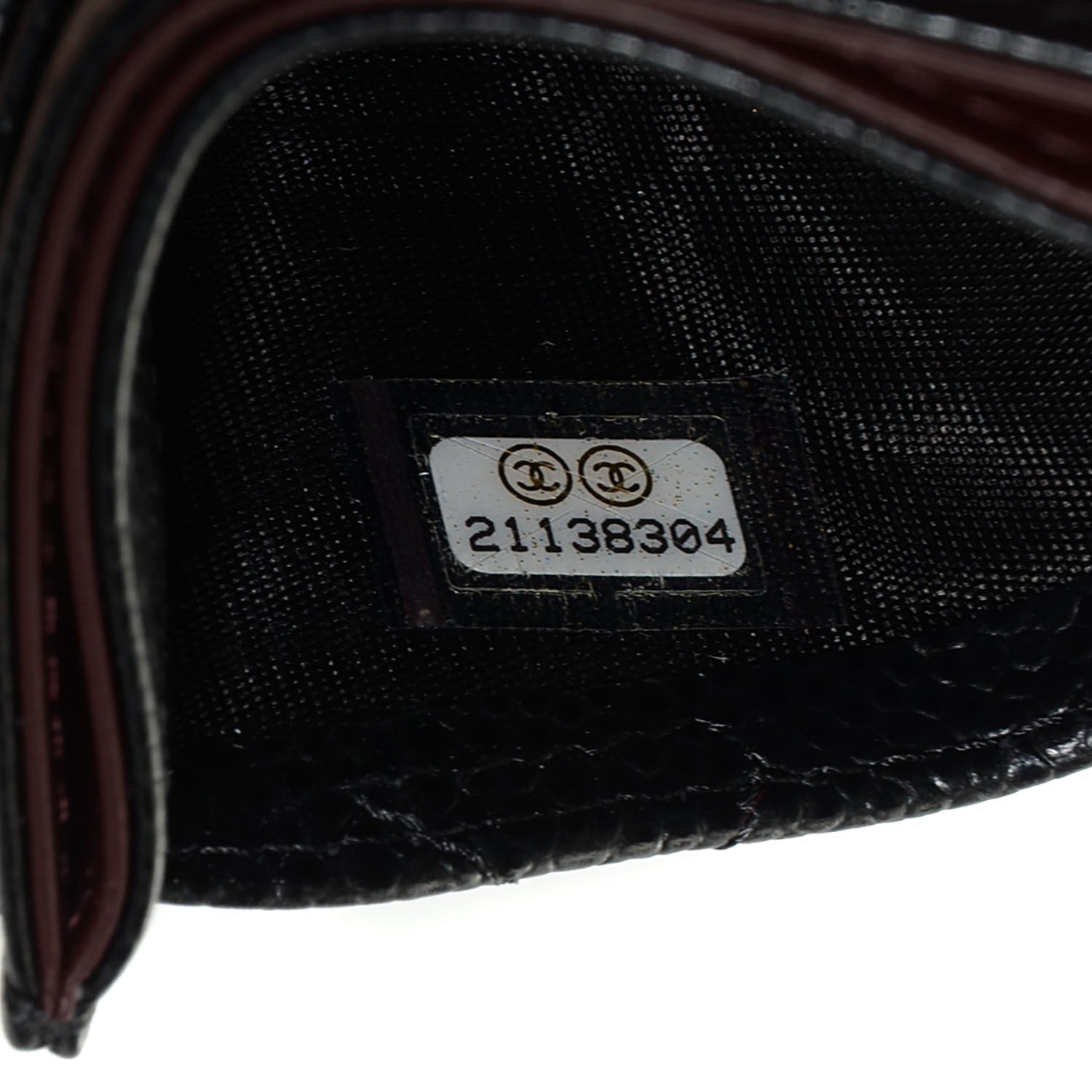 Chanel Caviar Quilted Card Holder Black 7 of 9