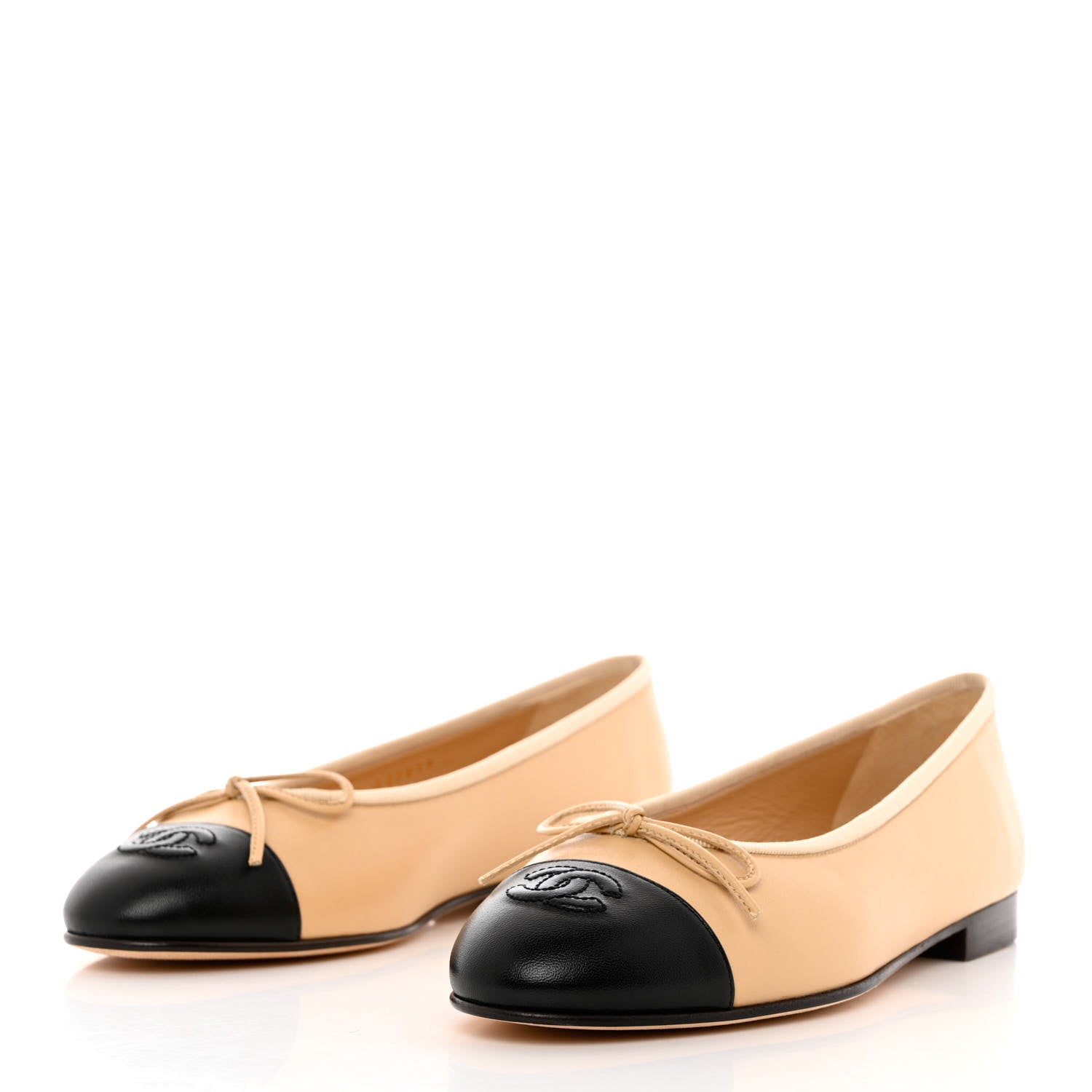 Chanel Lambskin Cap Toe CC Ballerina Flats 39 Beige Black 3 of 9