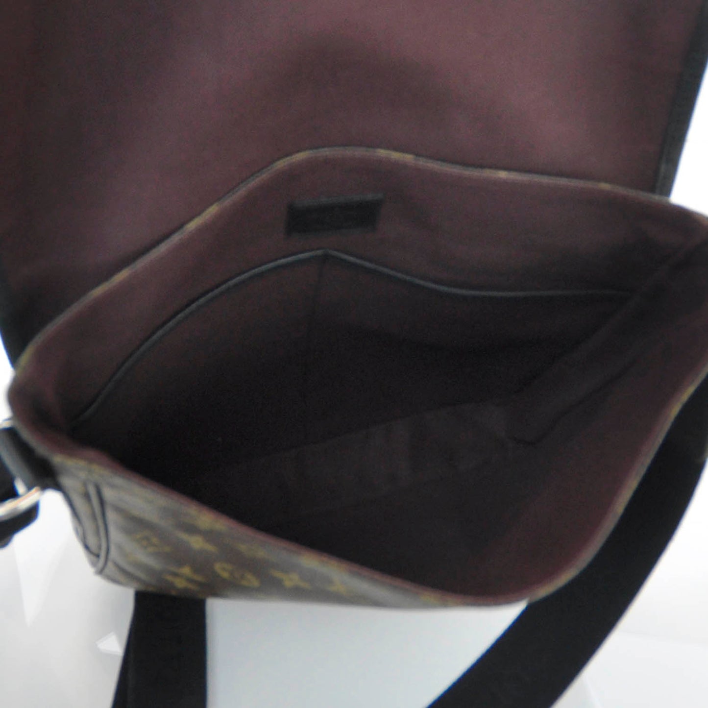 Monogram Macassar Bass MM