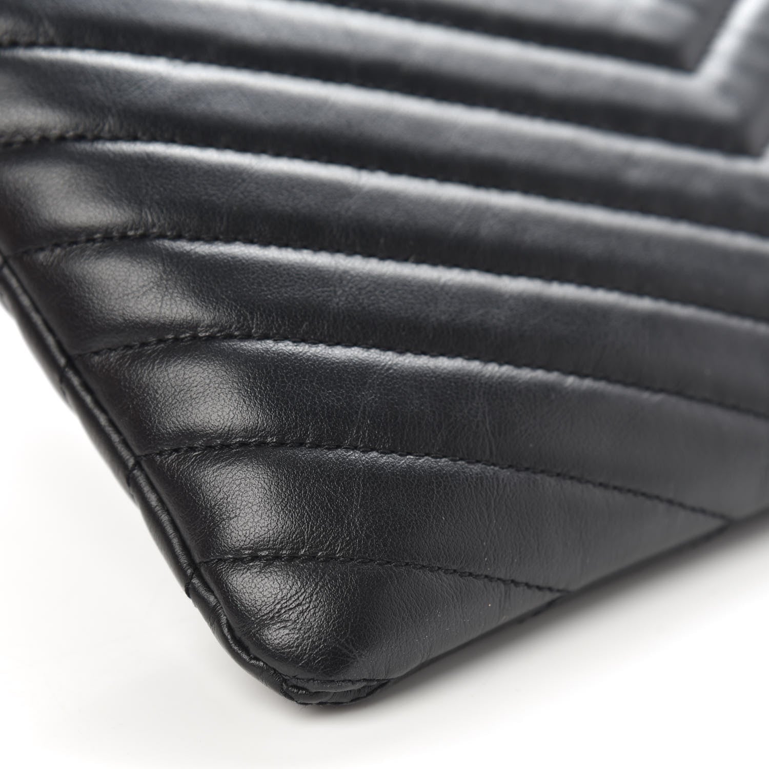 Saint Laurent Calfskin Matelasse Chevron Monogram A5 Wristlet Black 8 of 9