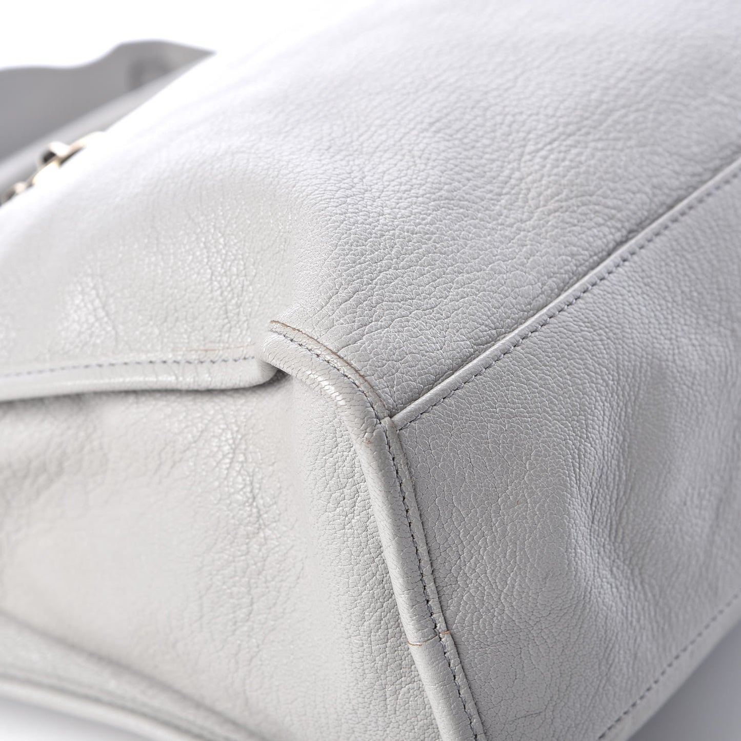 Chevre Gold Metallic Edge Hardware City Gris Perle
