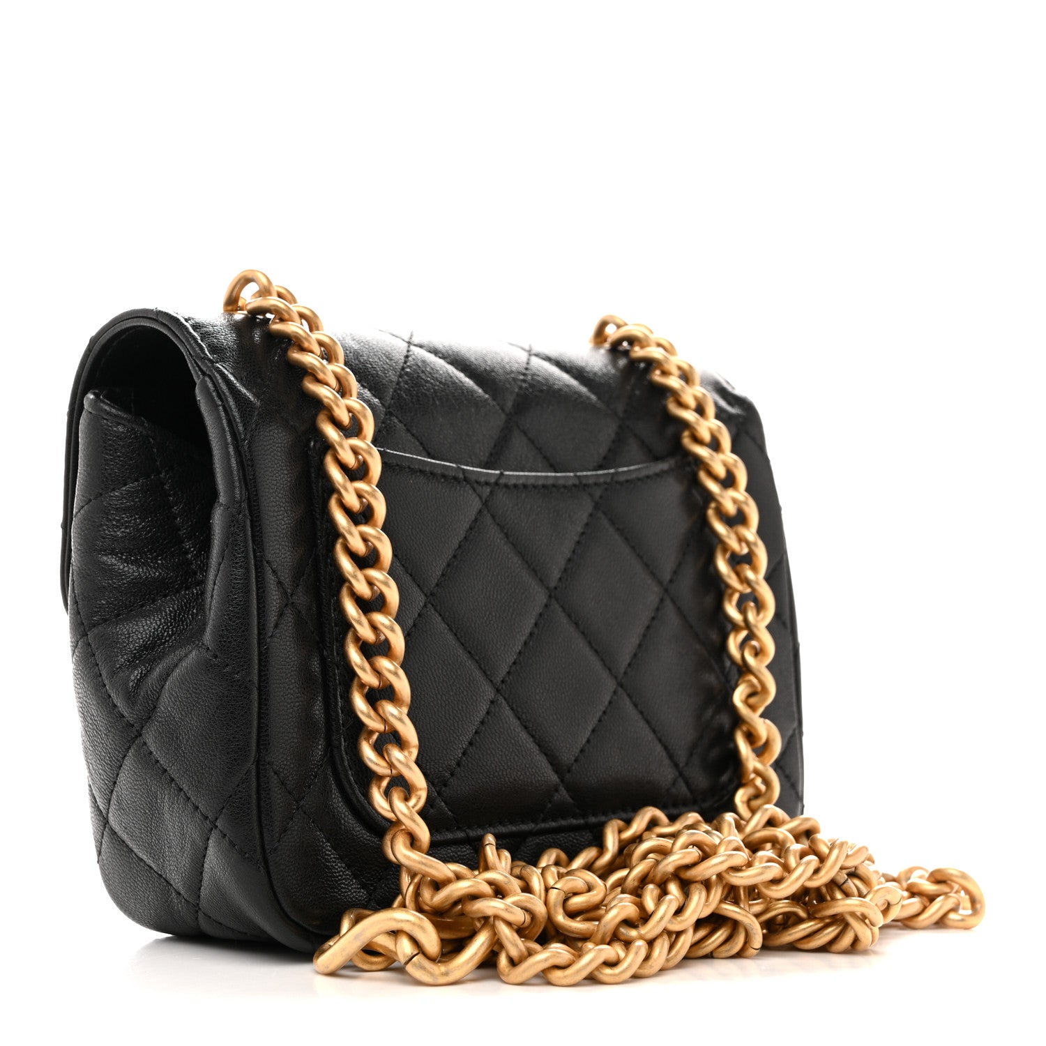 CHANEL 　キルティングミニバッグ Chanel Shiny Goatskin Quilted Mini Chain Strap Flap Black 1871338