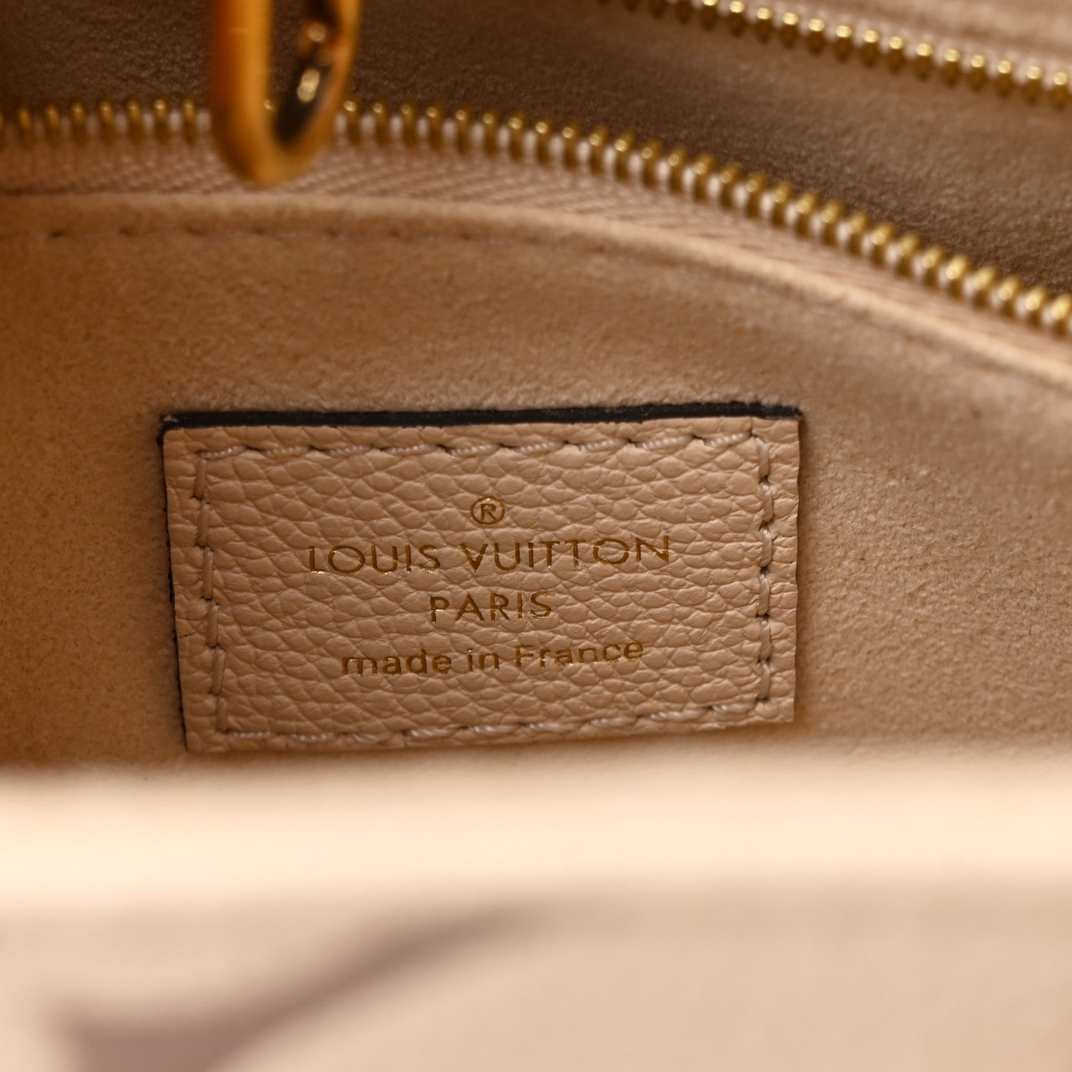 Louis Vuitton Empreinte Monogram Giant Onthego PM Creme Bois De Rose 6 of 12