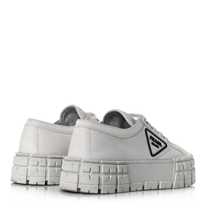 Prada Re-Nylon Gabardine Triangle Logo Double Wheel 50mm Sneakers 38.5 White 4 of 8