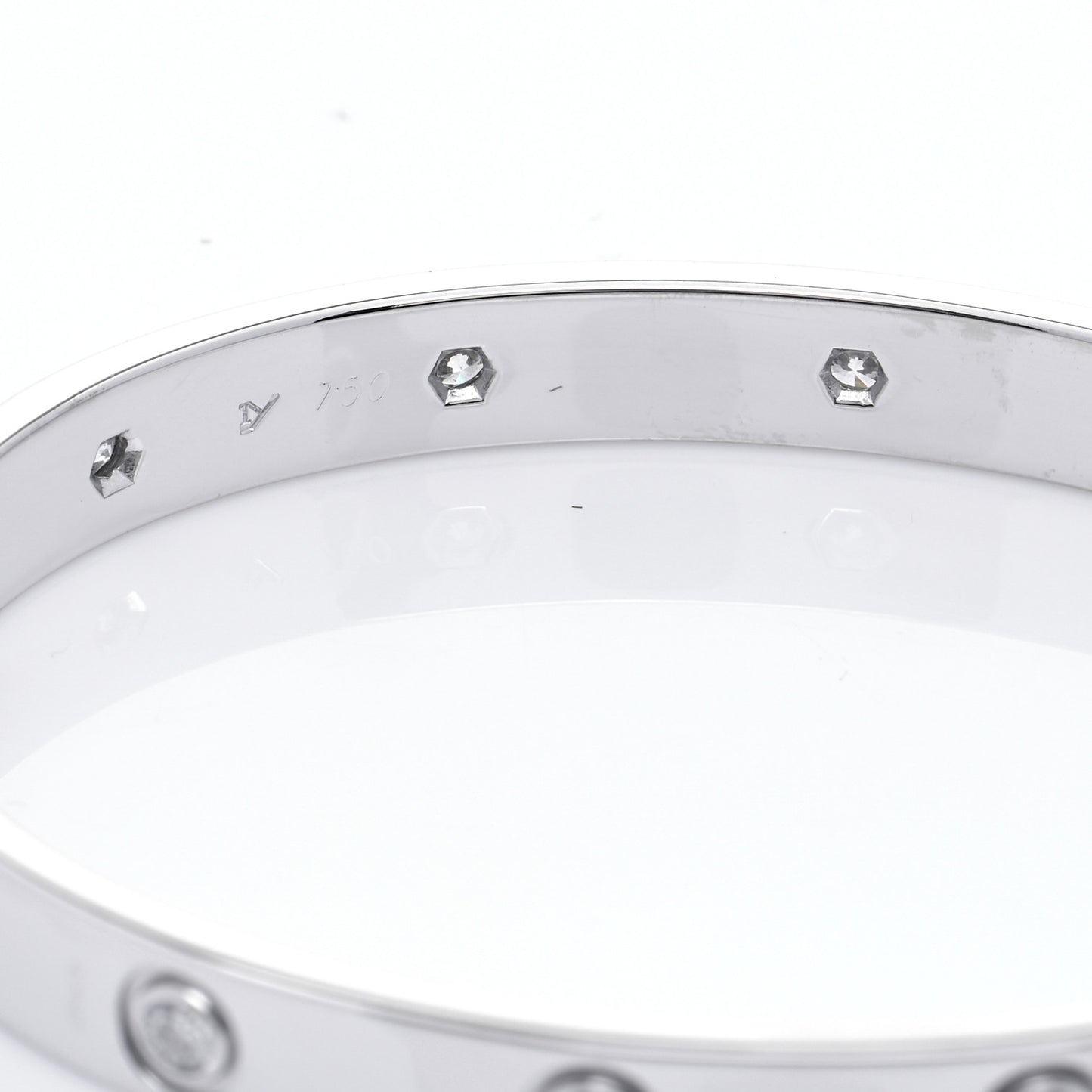 18K White Gold 10 Diamond LOVE Bracelet 16