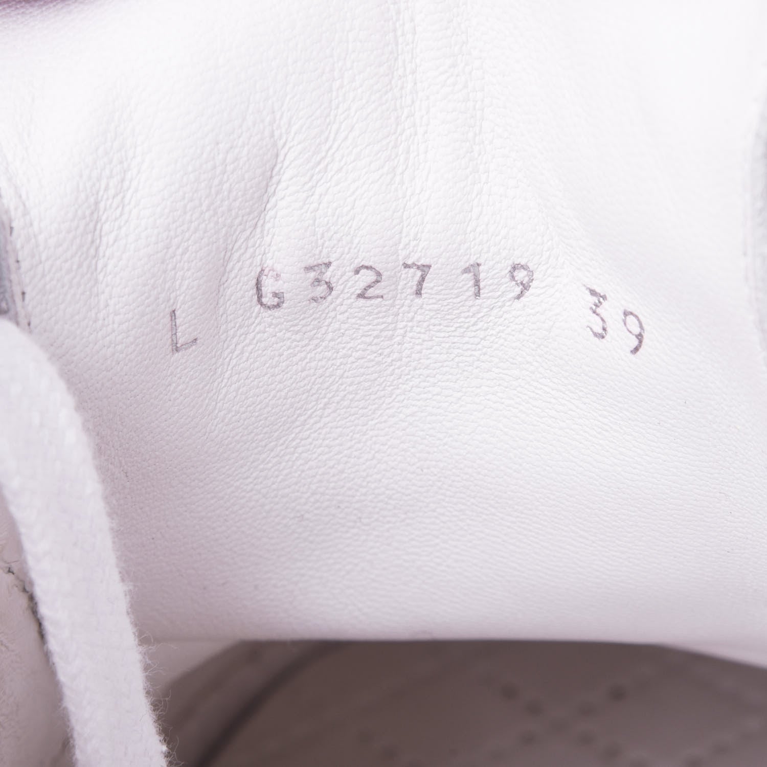 Chanel Calfskin Gum Womens CC Sneakers 39 White 10 of 11