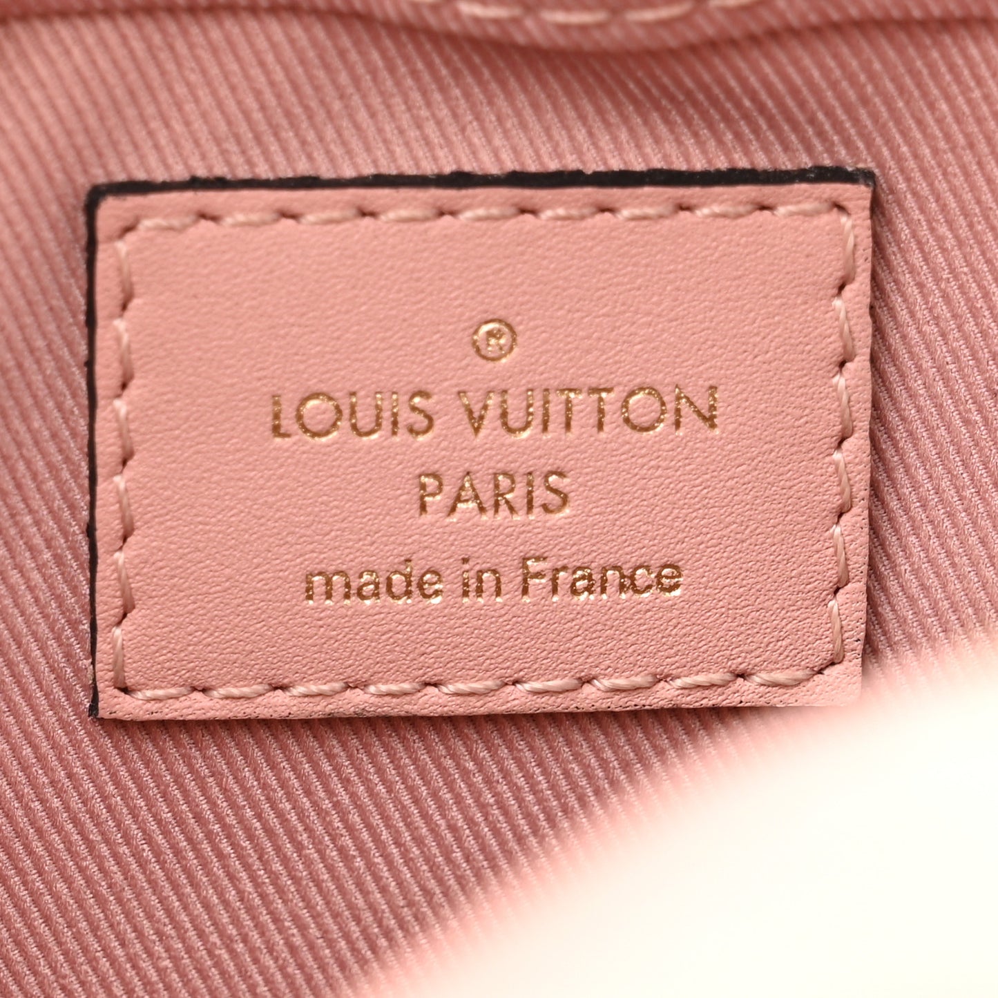 Monogram Saintonge Rose Poudre
