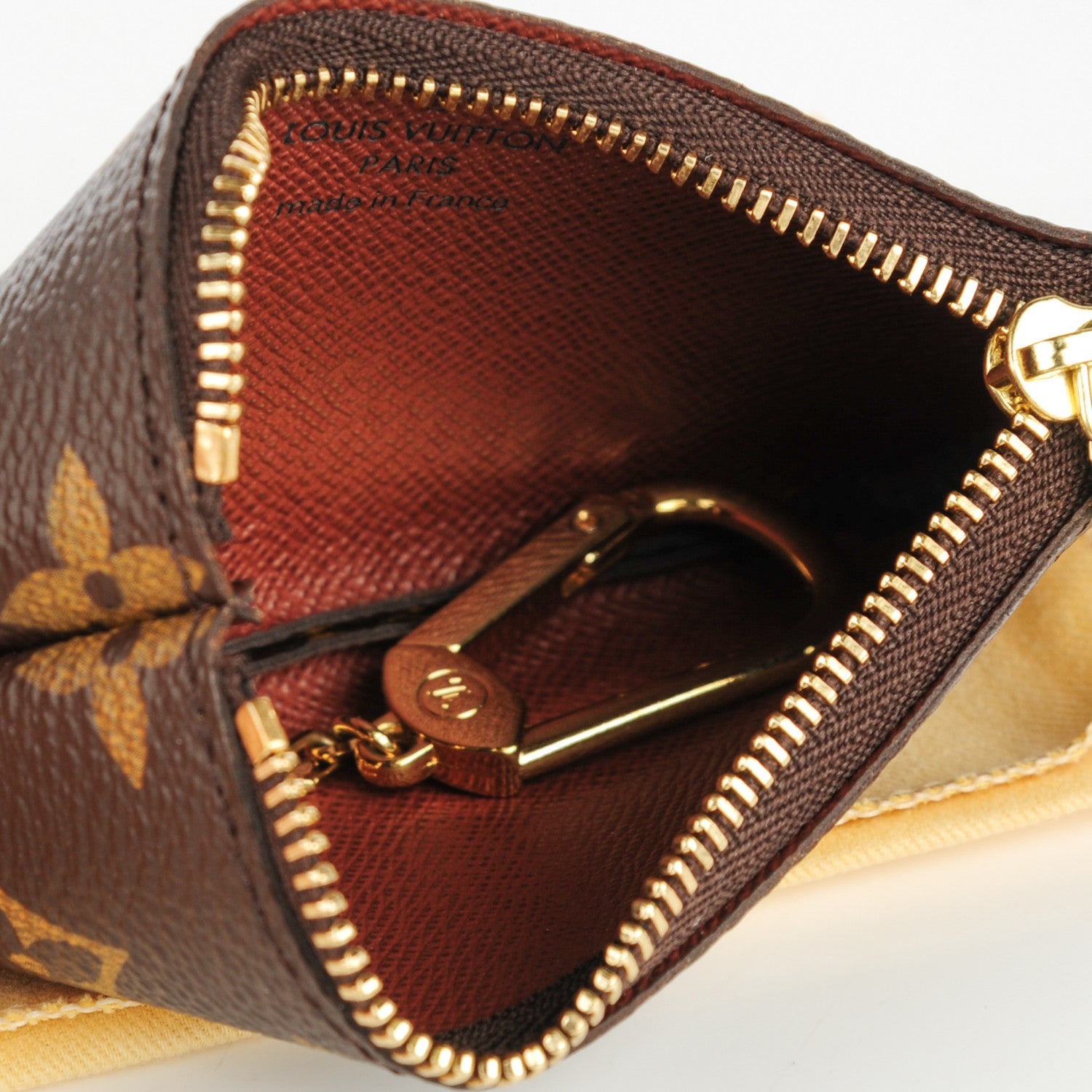 Louis Vuitton Monogram Key Pouch 5 of 7