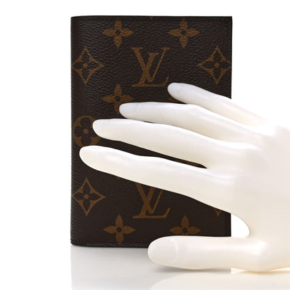 Louis Vuitton Monogram Passport Cover 2 of 7