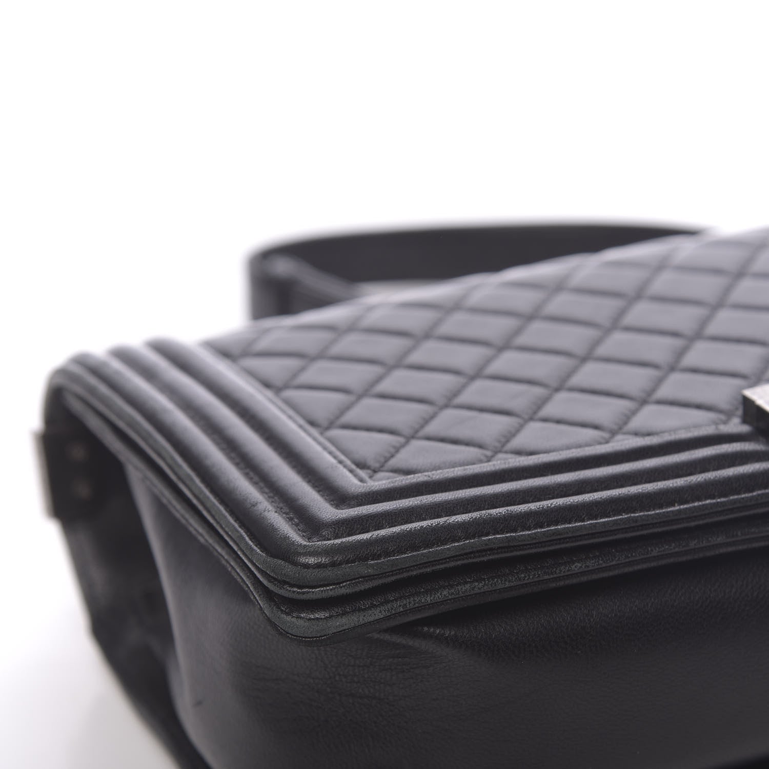 Chanel Lambskin Quilted New Medium Boy Flap Black 10 of 18