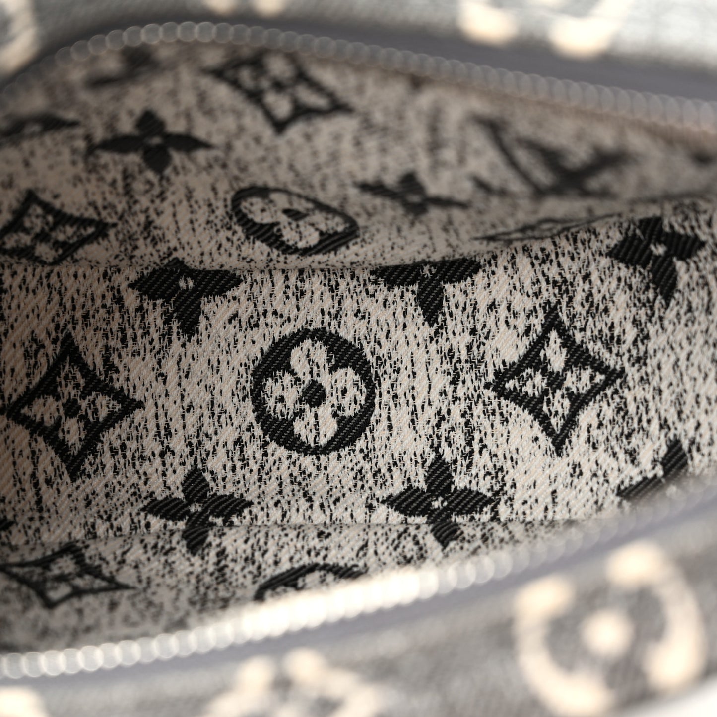 Monogram Jacquard Denim Loop Bleu