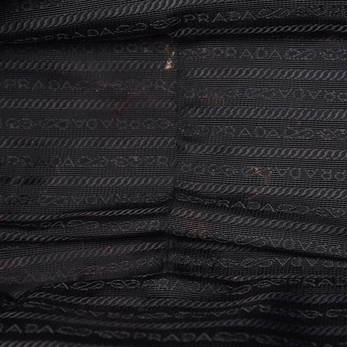 Vitello Daino Shoulder Bag Black
