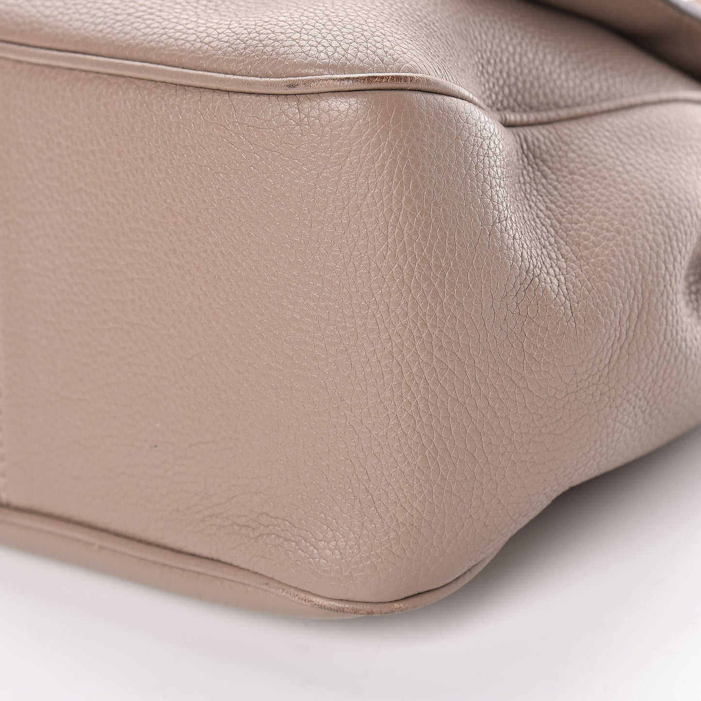 Vitello Small Messenger Bag Tortora