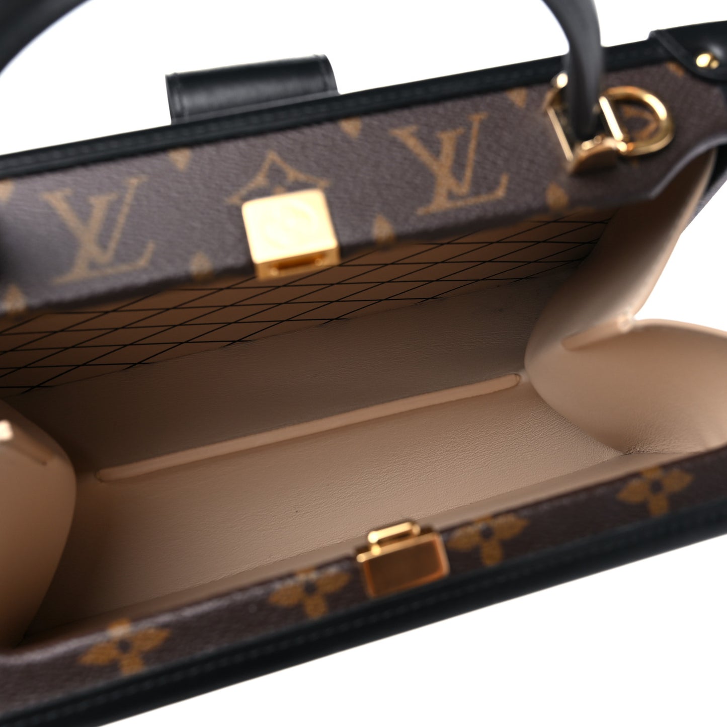 Monogram Petite Malle V Black