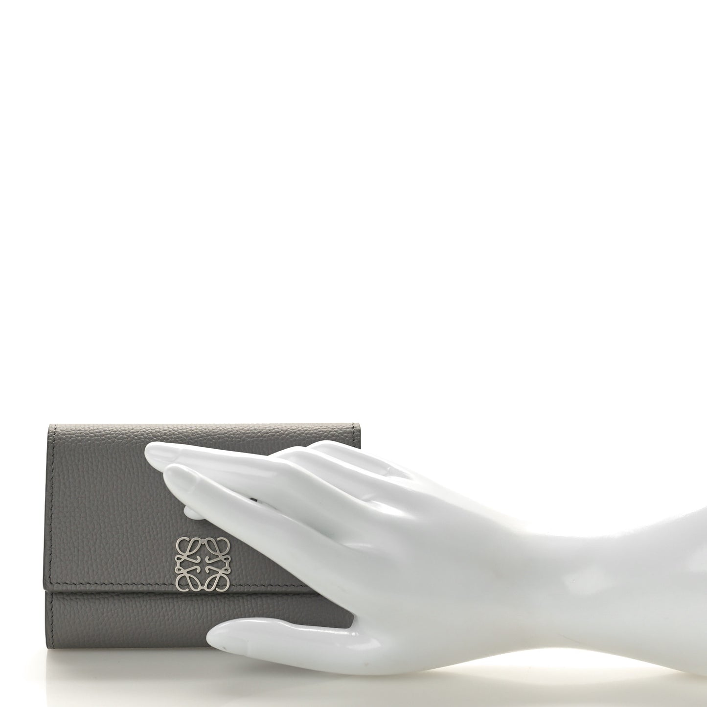 Pebble Grain Calfskin Anagram Small Vertical Wallet Grey