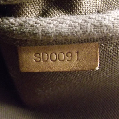 Louis Vuitton Monogram Pochette Accessories Bag 7 of 8