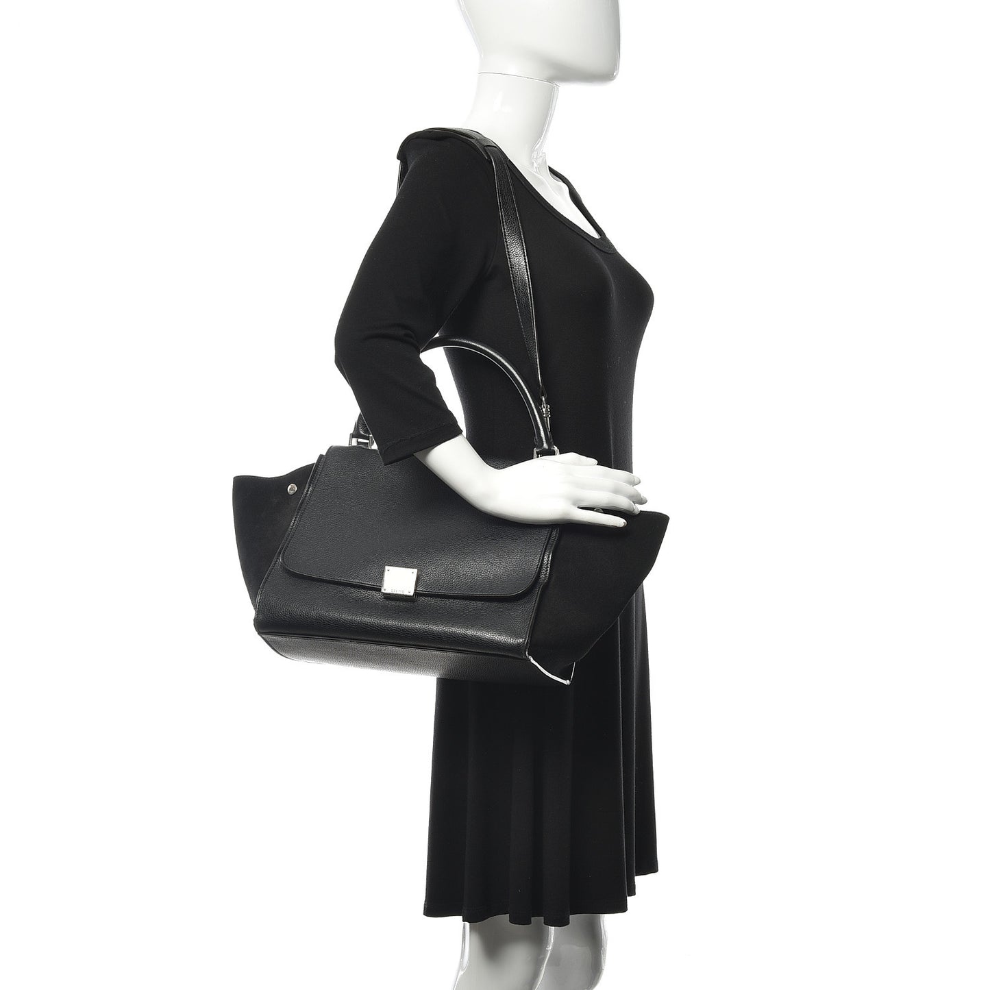 Drummed Calfskin Suede Medium Trapeze Black