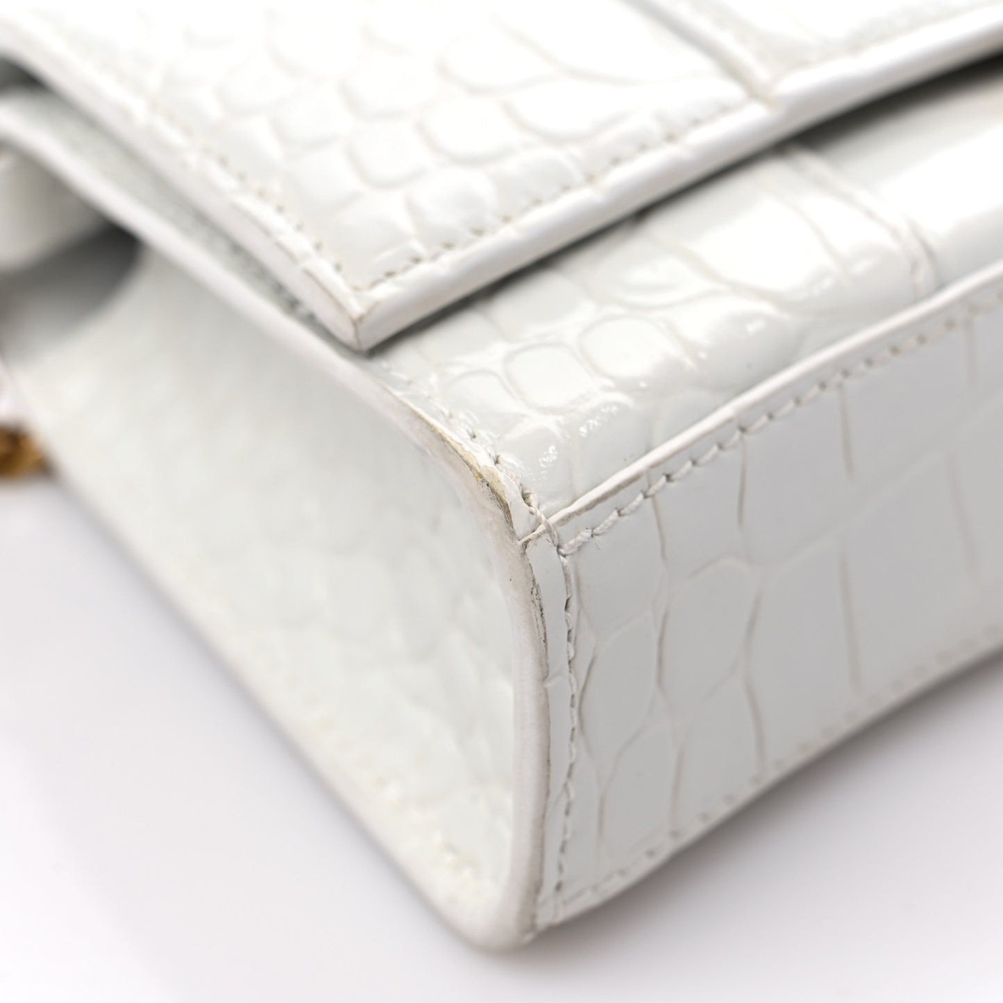 Shiny Calfskin Crocodile Embossed Hourglass Chain Bag White