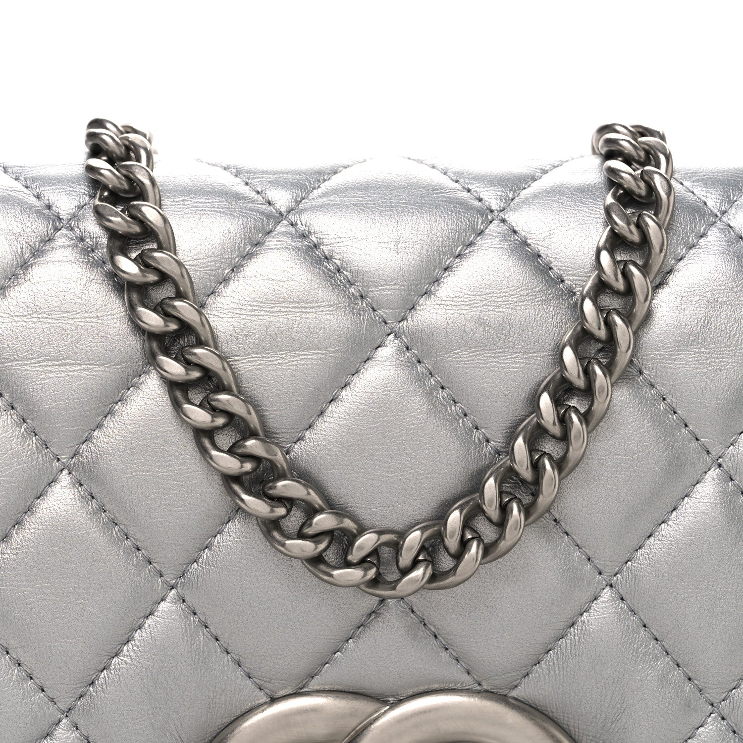 Chanel Metallic Lambskin Quilted Mini Maxi CC Flap Argent 1863576