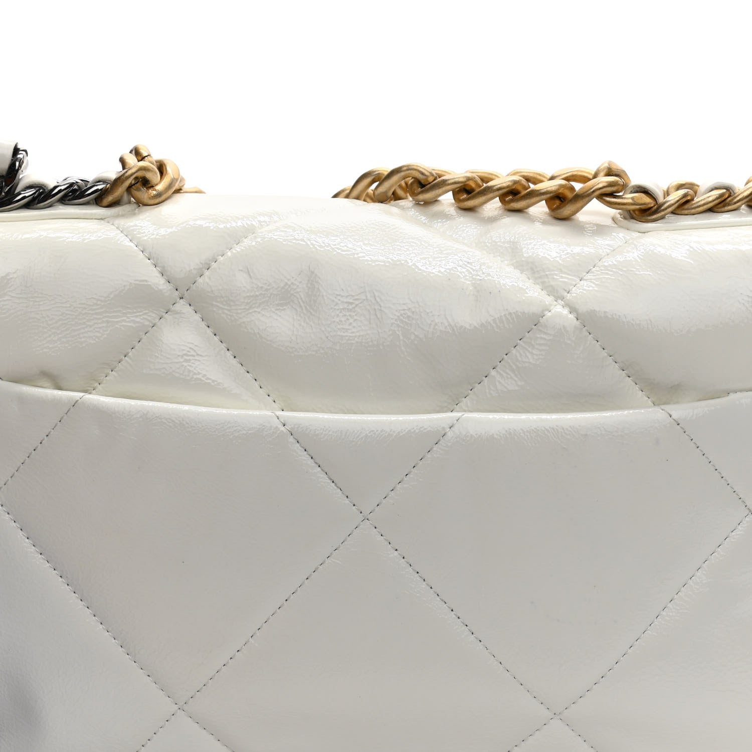 Chanel Shiny Crumpled Calfskin Quilted Medium Chanel 19 Flap White 15 of 16
