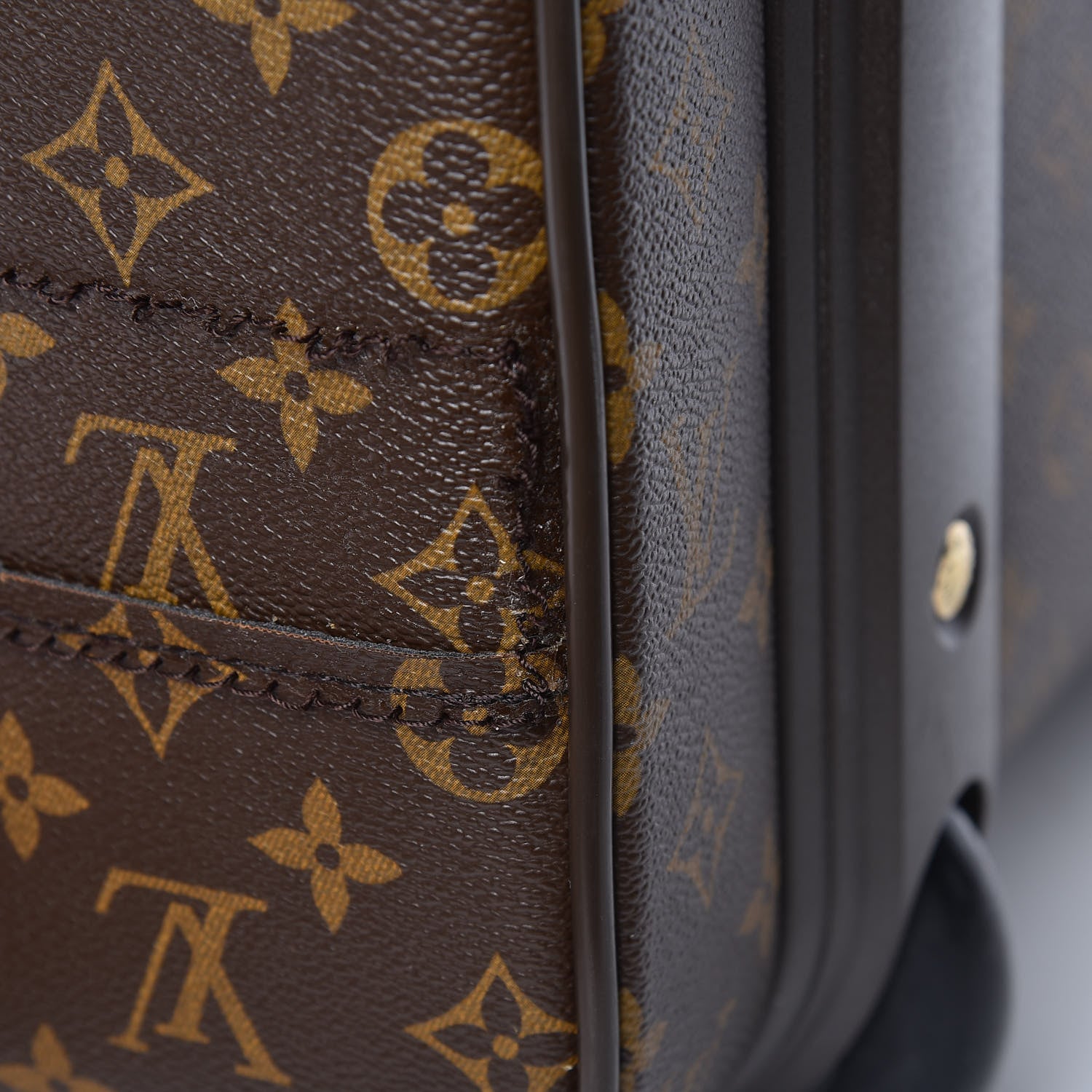 Louis Vuitton Monogram Pegase 60 19 of 36