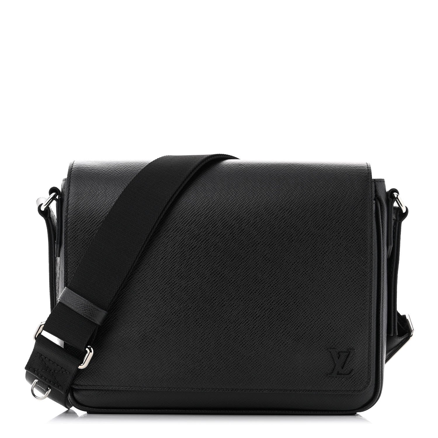 Louis Vuitton Taiga District PM Black 1 of 10