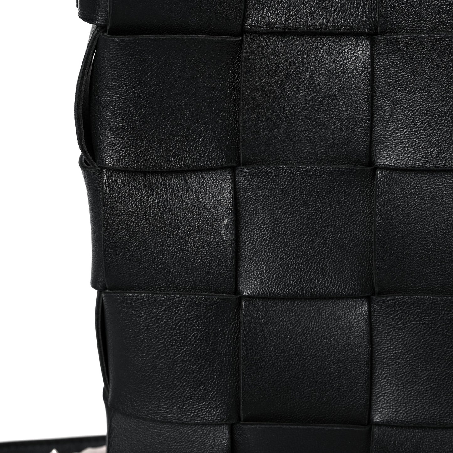 Lambskin Maxi Intrecciato Cassette Messenger Black