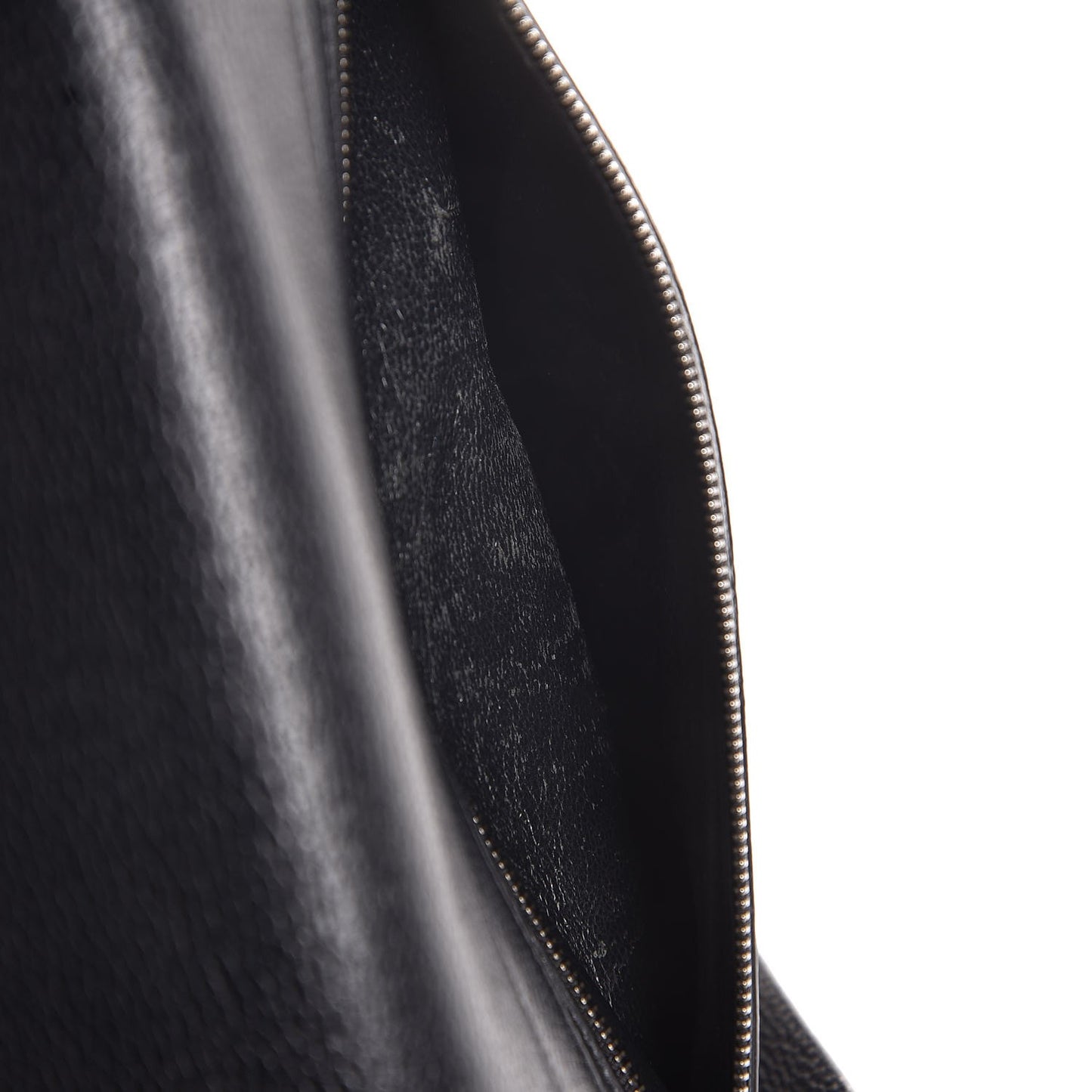 Drummed Calfskin Suede Medium Trapeze Black
