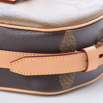 Louis Vuitton Reverse Monogram Giant Boite Chapeau Souple 8 of 9