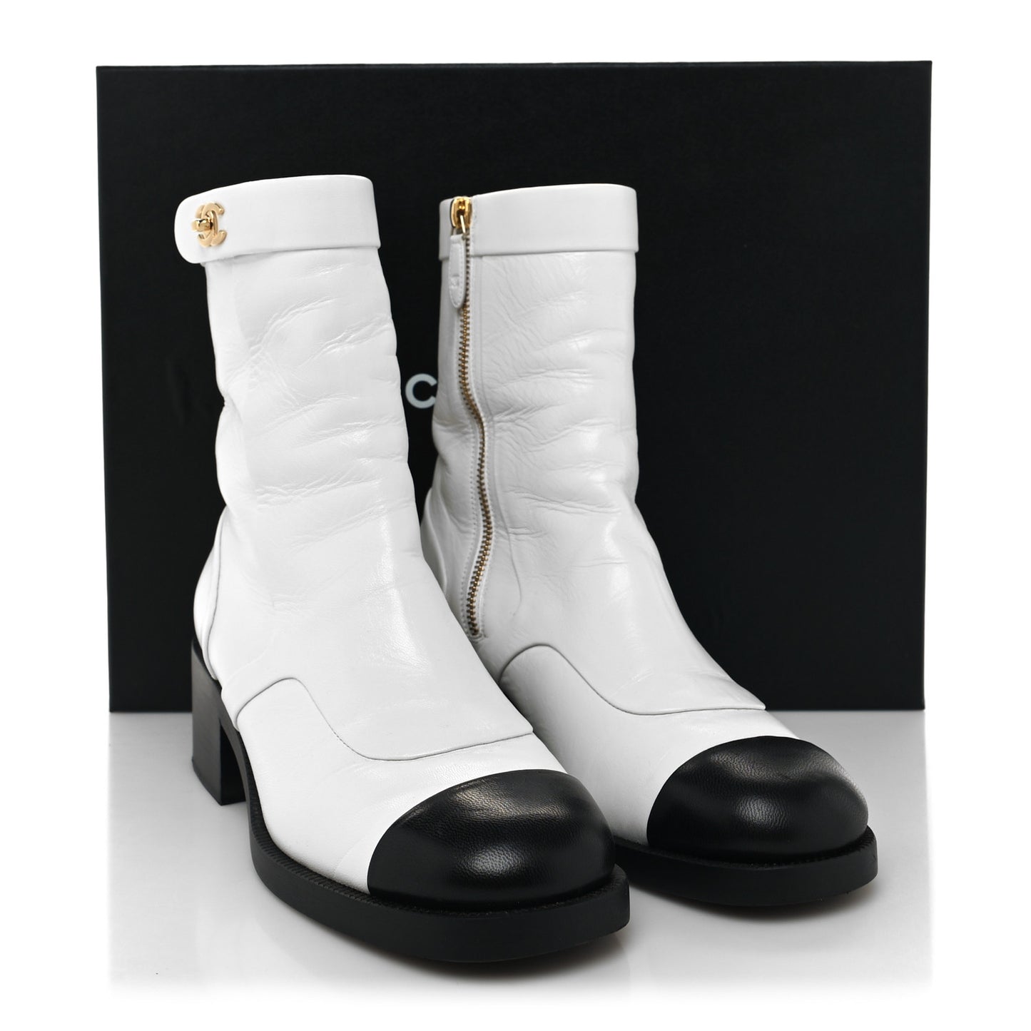 Shiny Goatskin Cap Toe Short Boots 39 White Black
