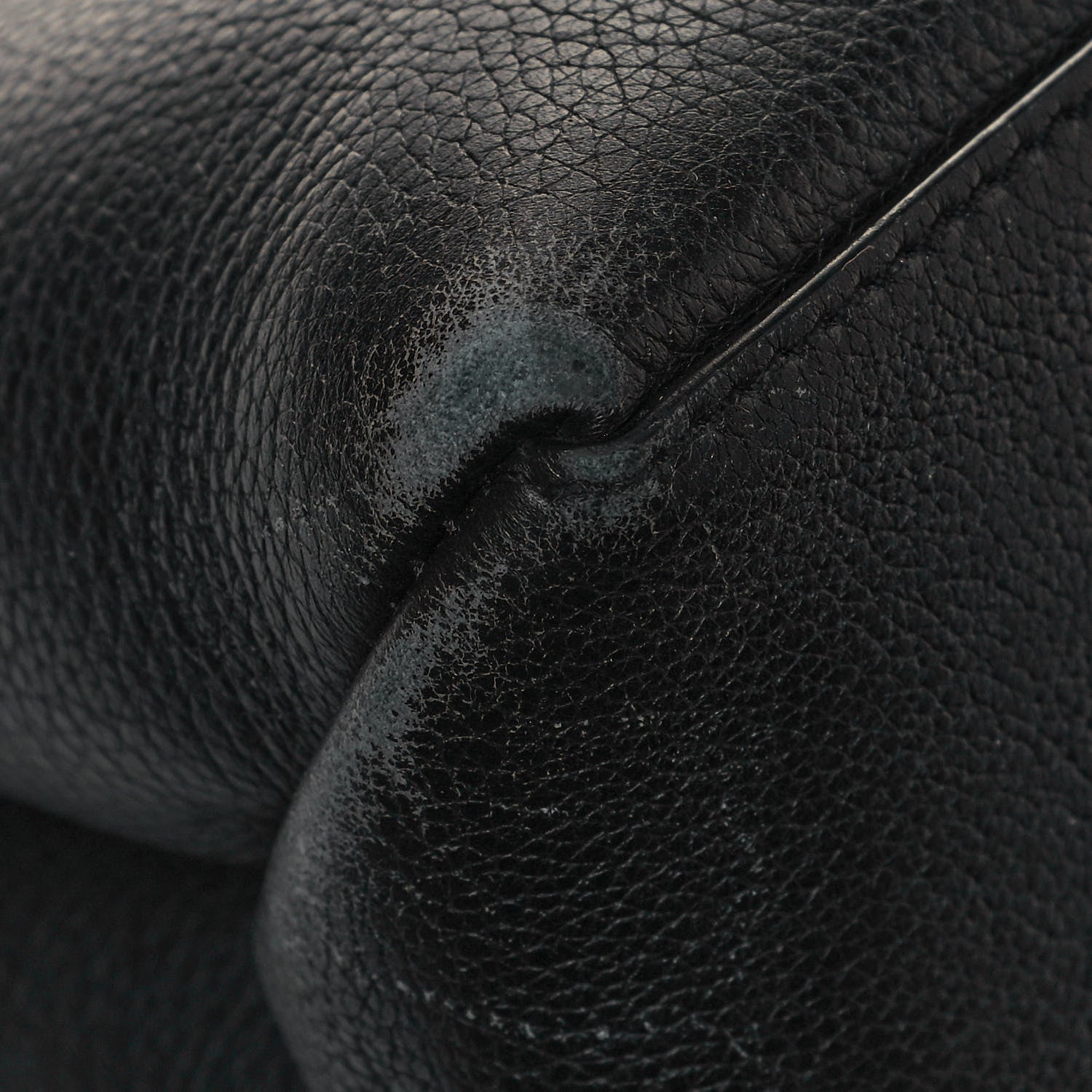 Louis Vuitton Soft Calfskin My Lockme Top Handle Vanille Black 10 of 22