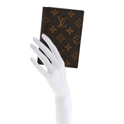 Louis Vuitton Monogram Passport Cover 2 of 7
