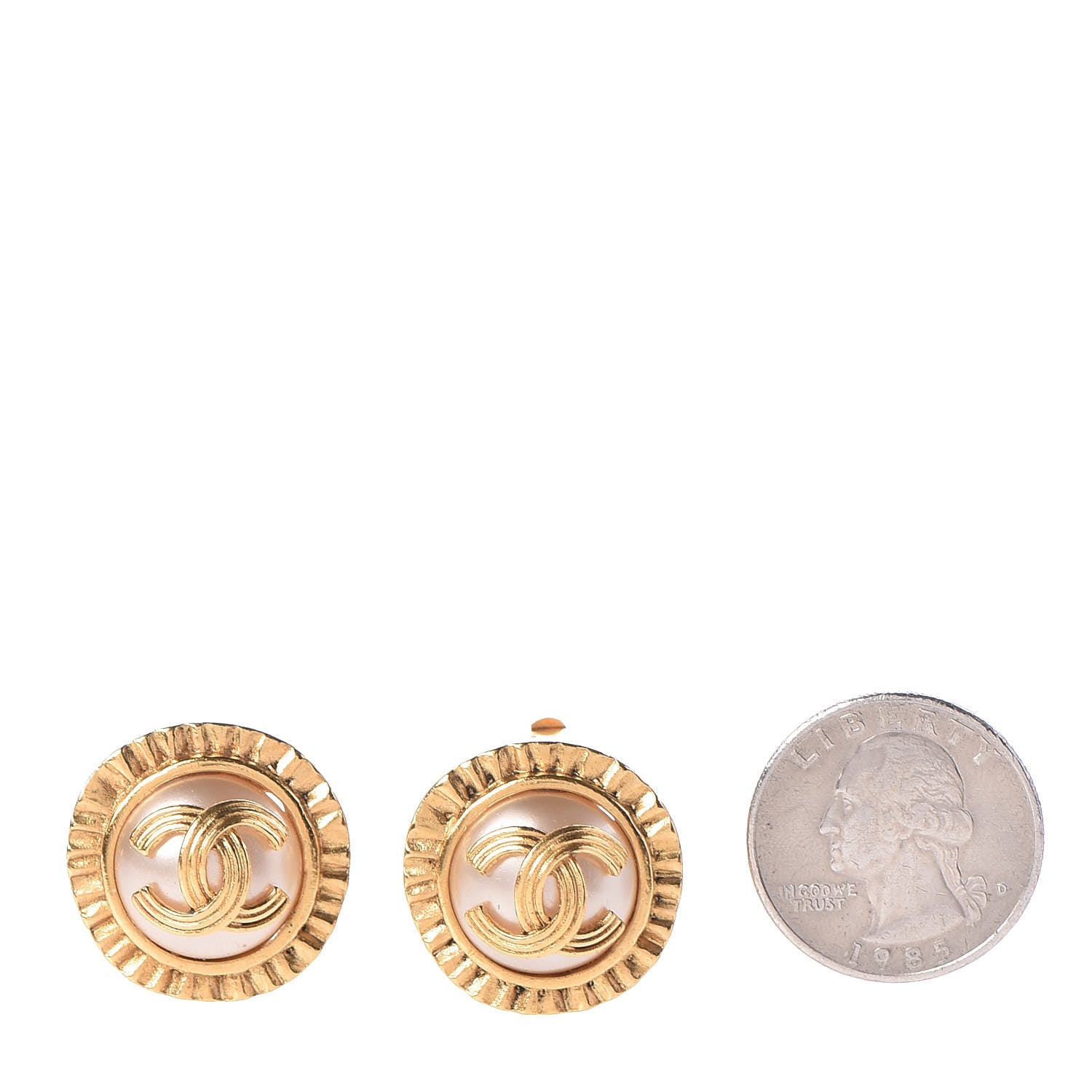 Chanel Pearl CC Clip On Earrings Gold 2 of 4
