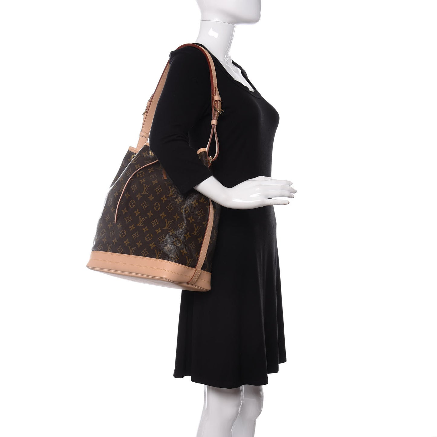 Monogram Noe