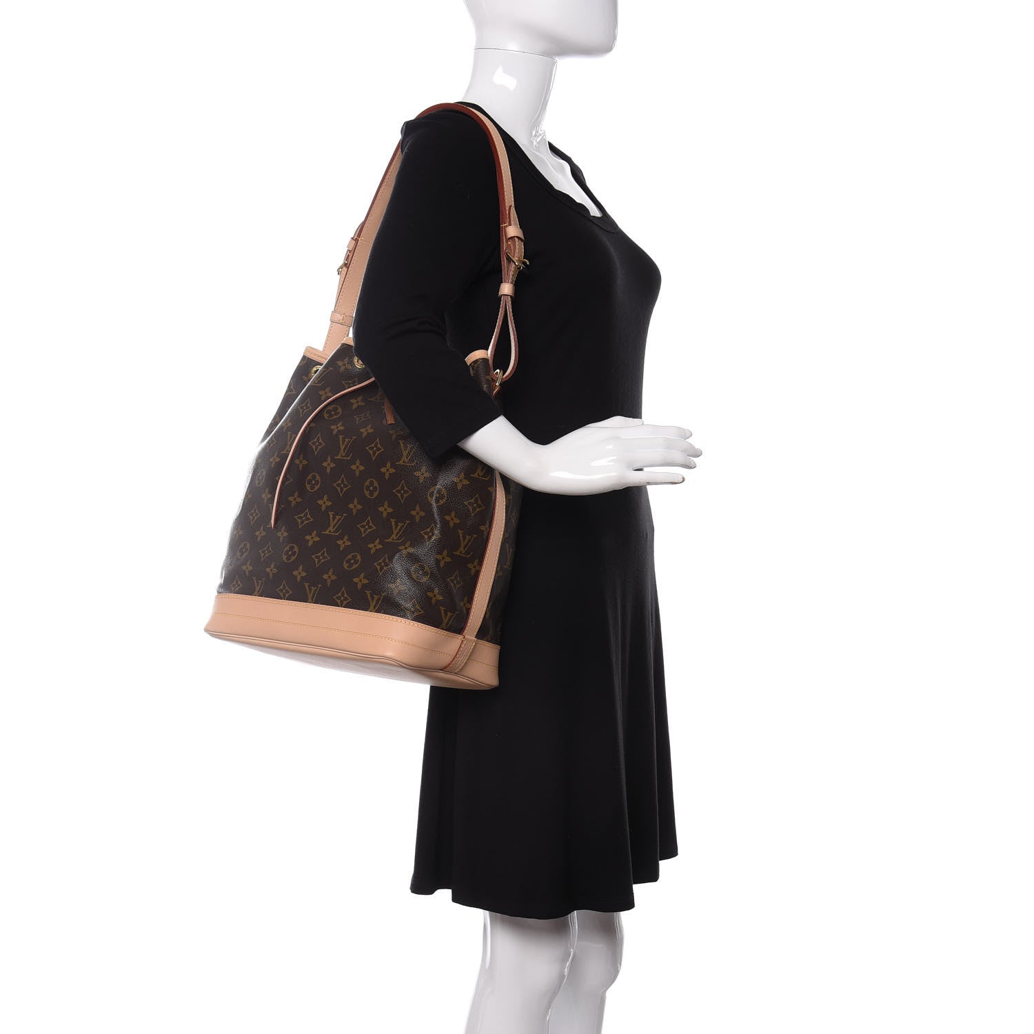 Louis Vuitton Monogram Noe 2 of 14