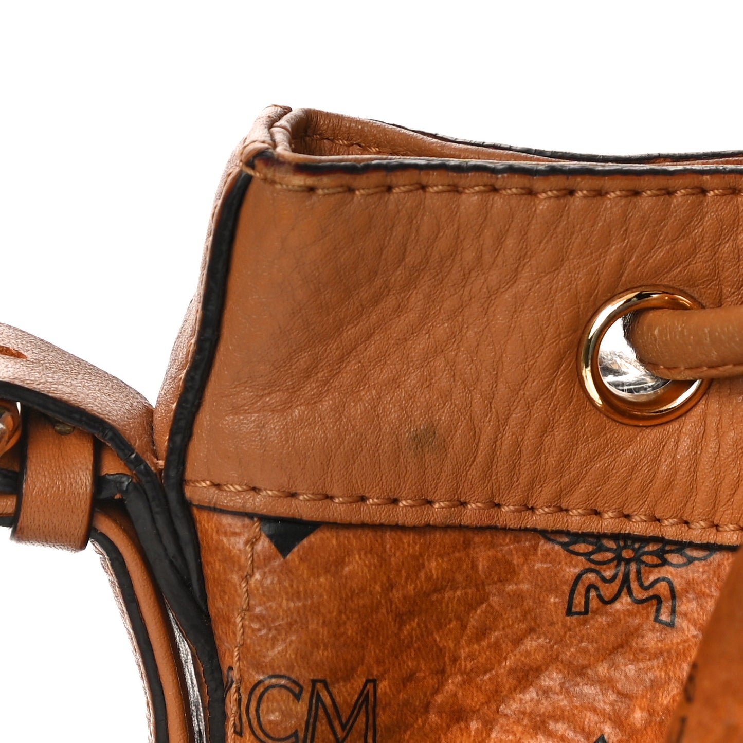 Visetos Essential Drawstring Bucket Bag Cognac