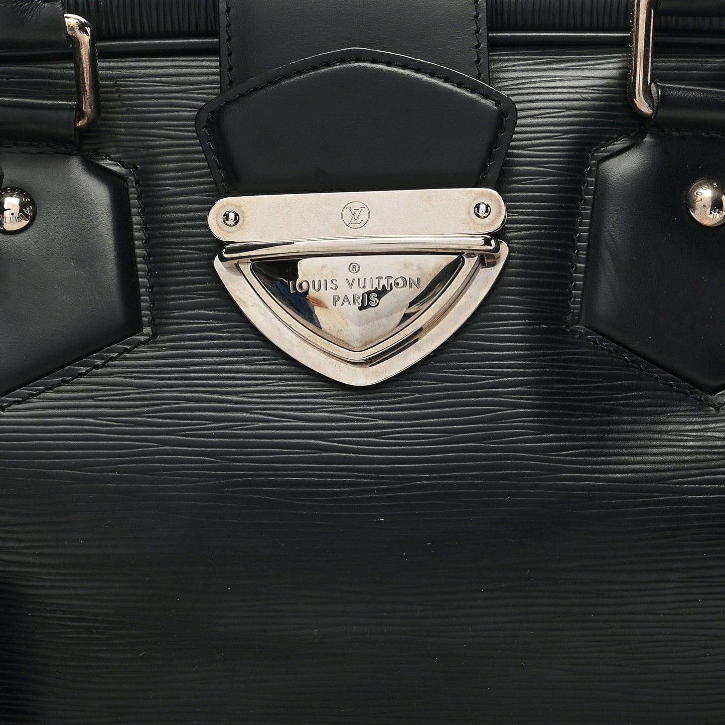 LOUIS VUITTON Epi Bowling Montaigne GM Black