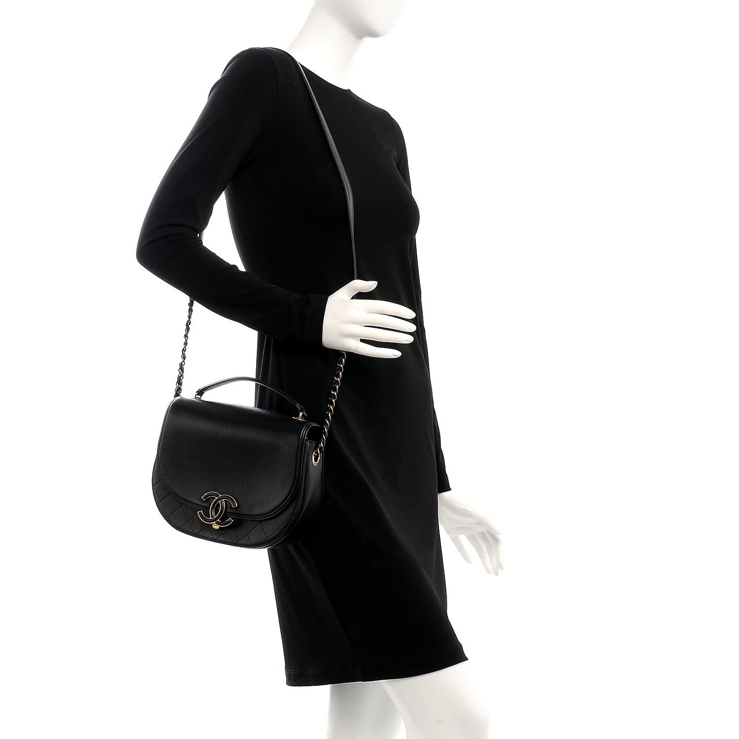 Shiny Calfskin Goatskin Quilted Medium Coco Curve Messenger Flap Black