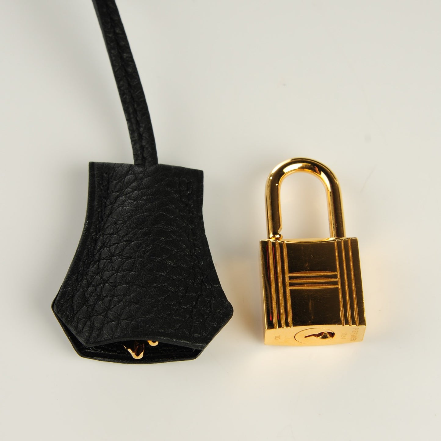 Togo Kelly Retourne 32 Black