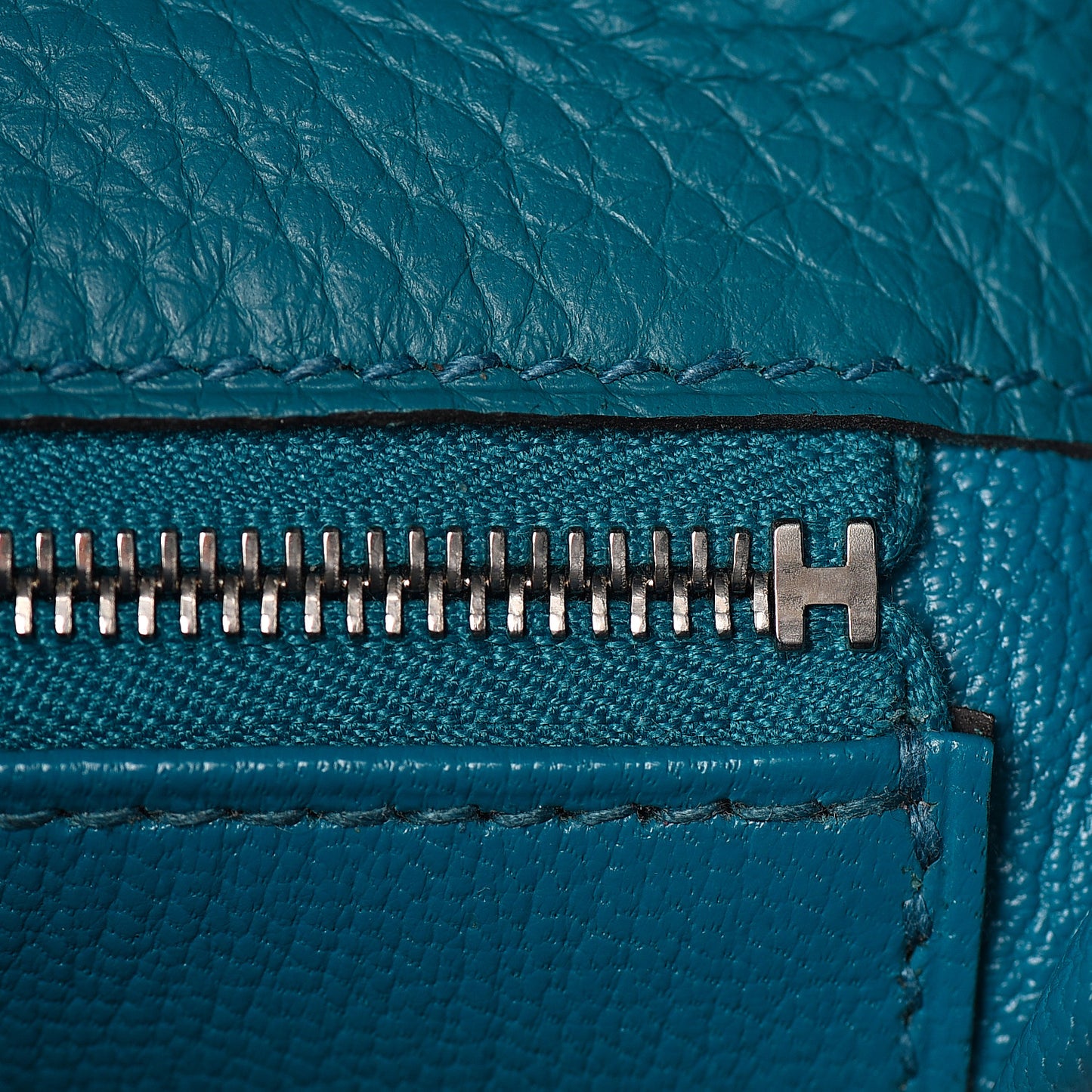 Taurillon Clemence Kelly Retourne 35 Bleu Izmir