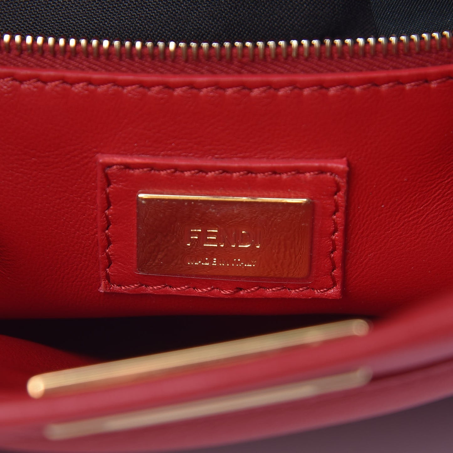 Nappa Mini Peekaboo Iconic Satchel Fragola