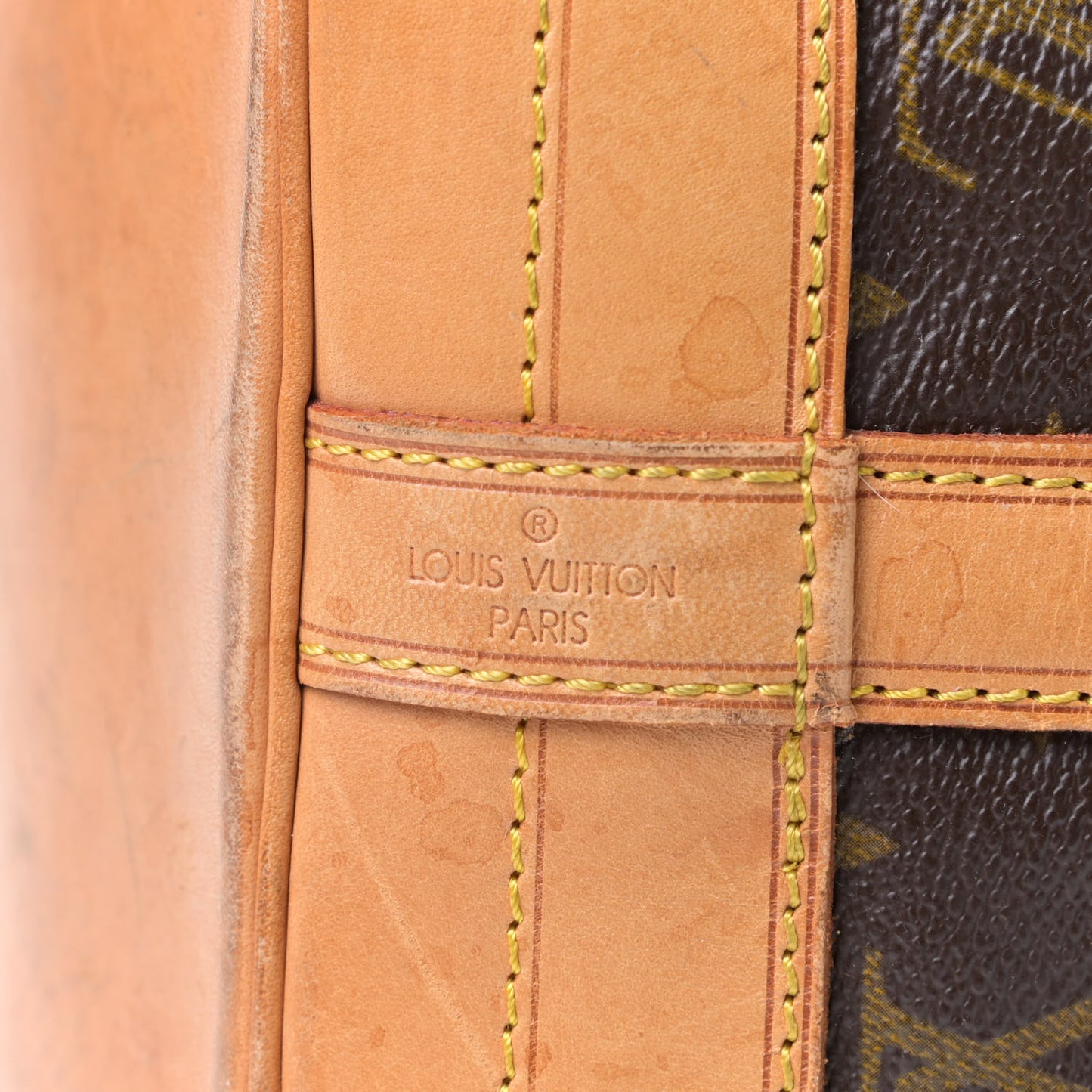 Monogram Noe