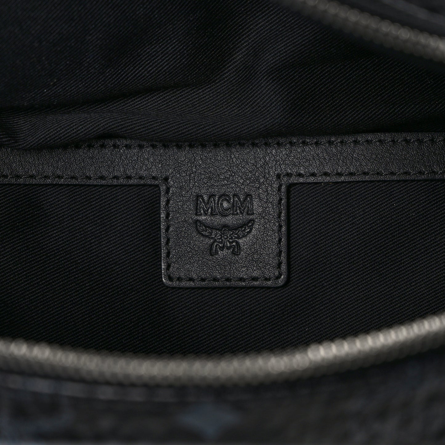 Visetos Small Stark Belt Bag Black