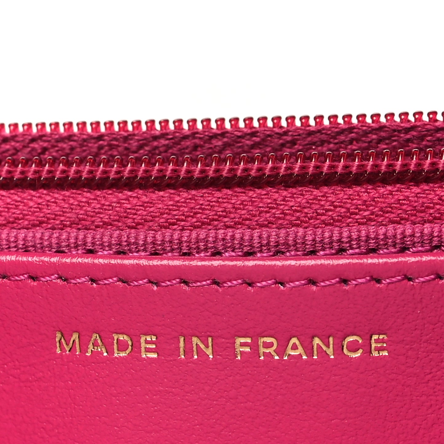 Caviar Quilted Wallet on Chain WOC Fuchsia