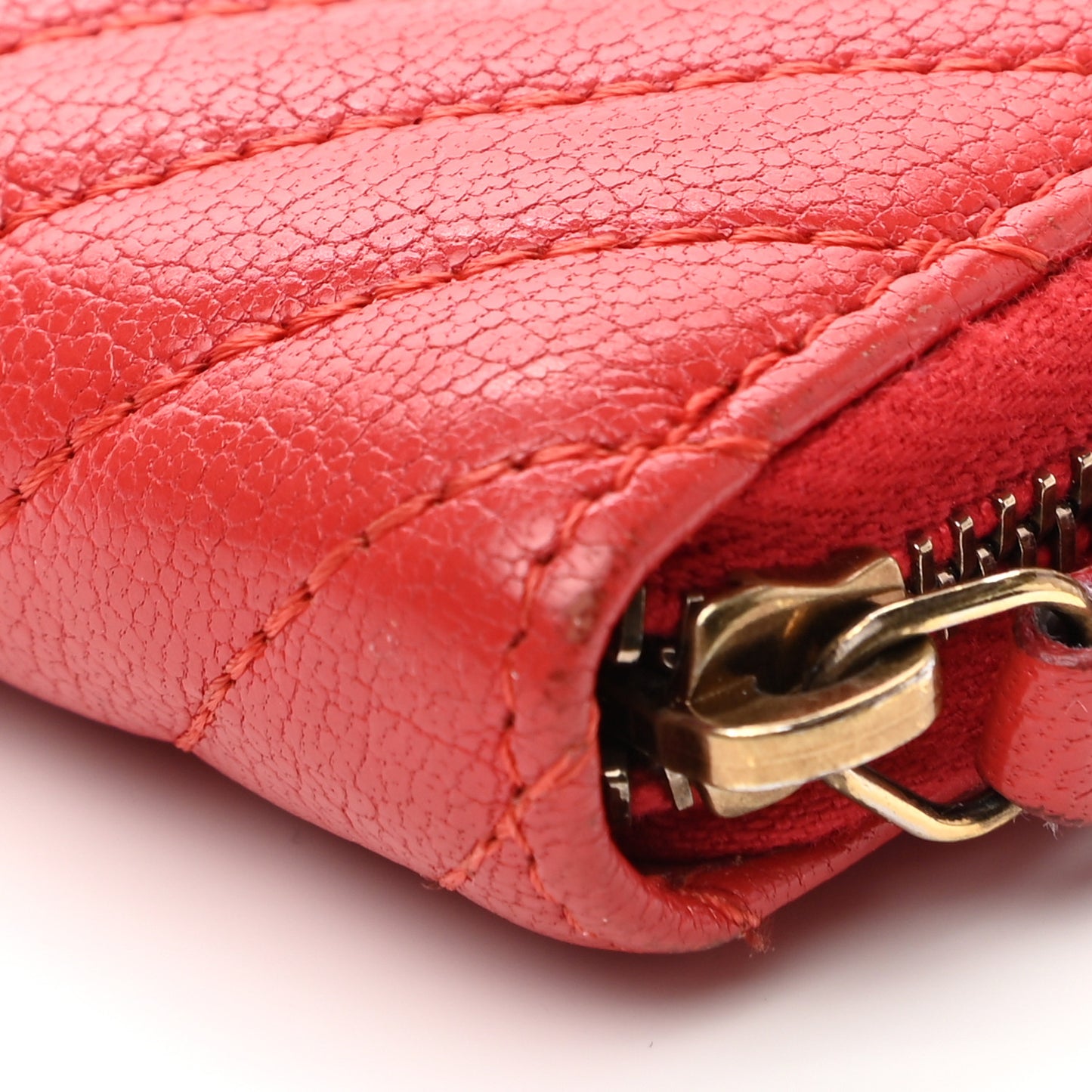 Shiny Goatskin Diagonal Quilted Small Zip Around Wallet Red