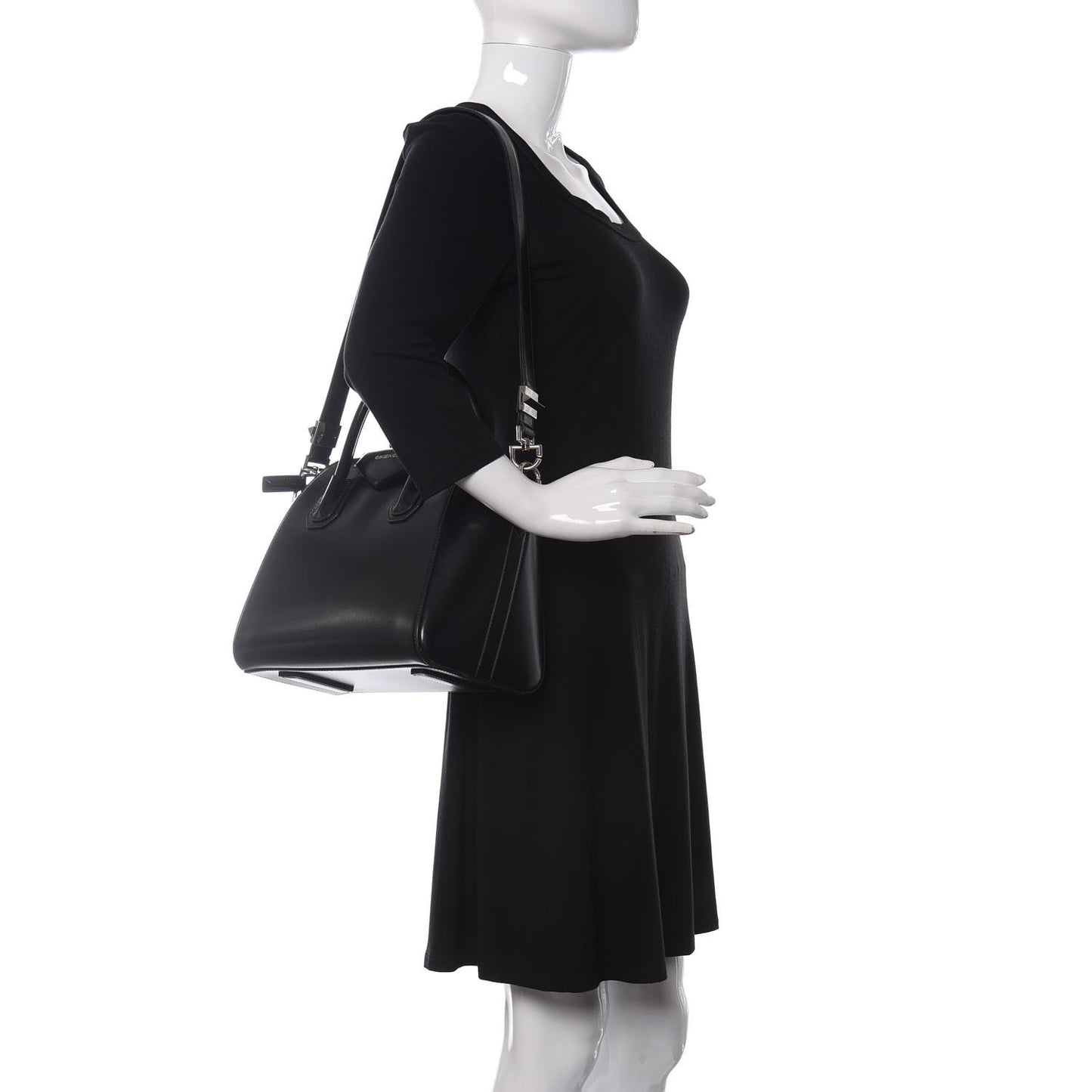 Shiny Lord Calfskin Small Antigona Black