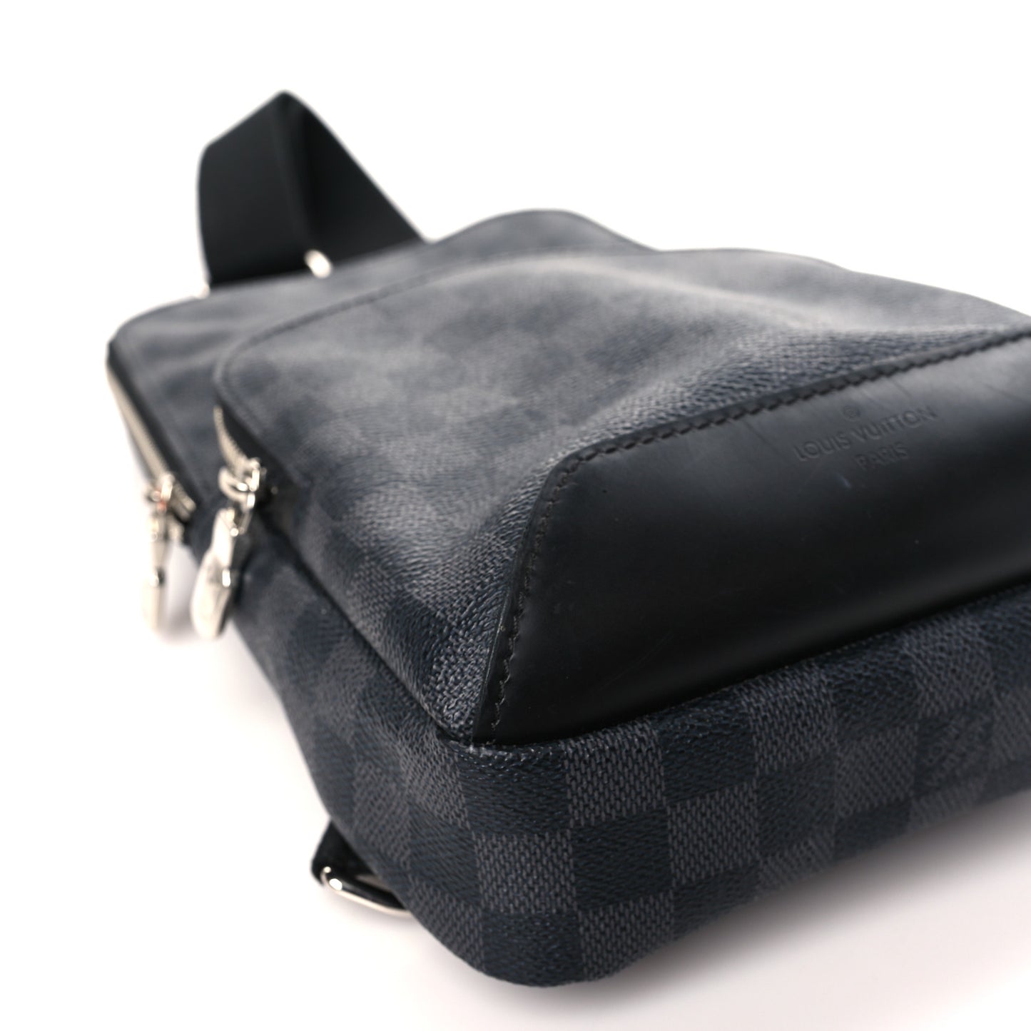 Damier Graphite Avenue Sling Bag