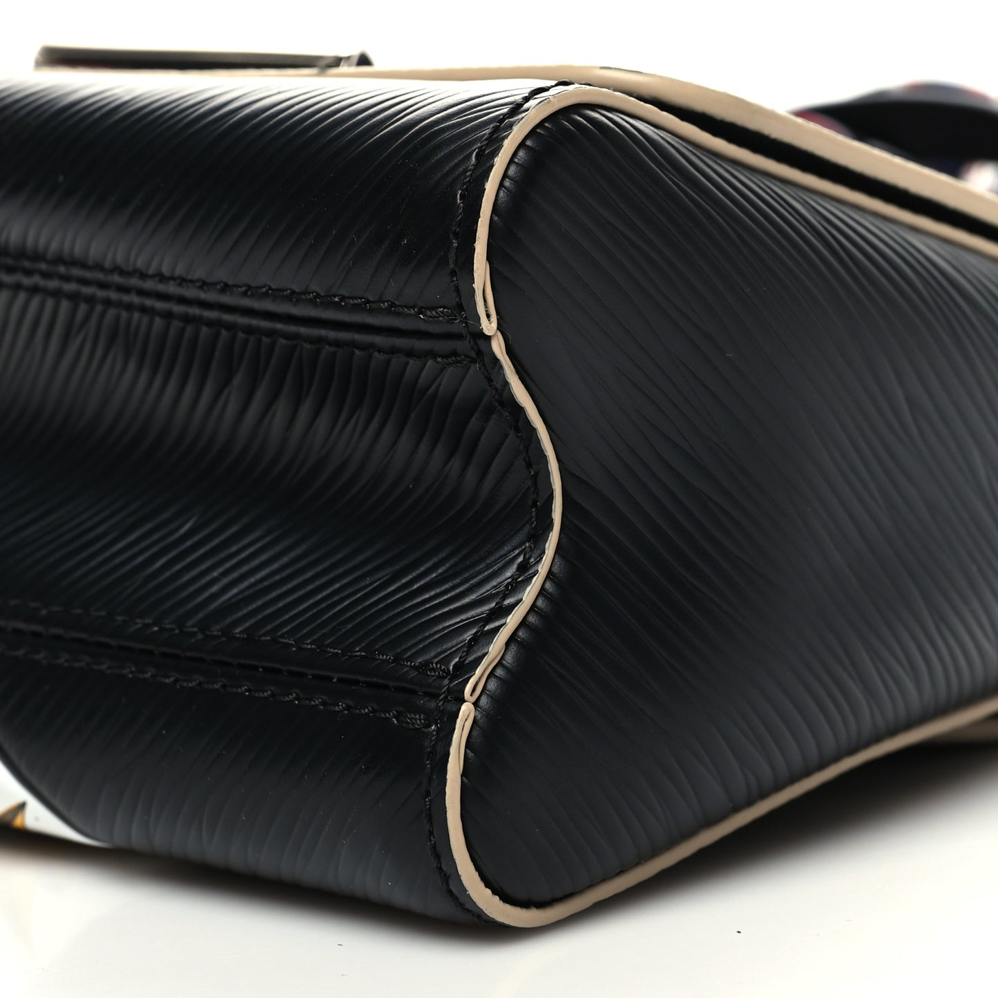 Epi World Tour Twist Shoulder Bag PM Black